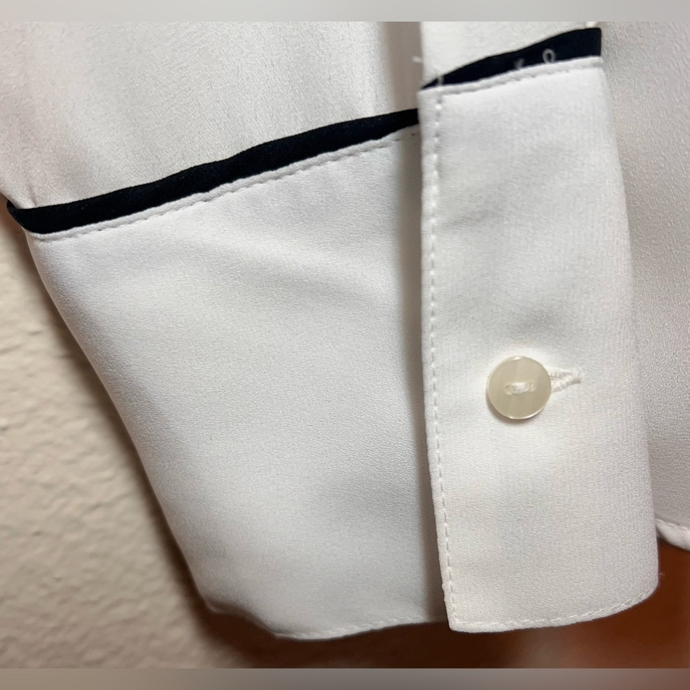 NWT Worthington White Black Tipping Blouse - Picture 5 of 7
